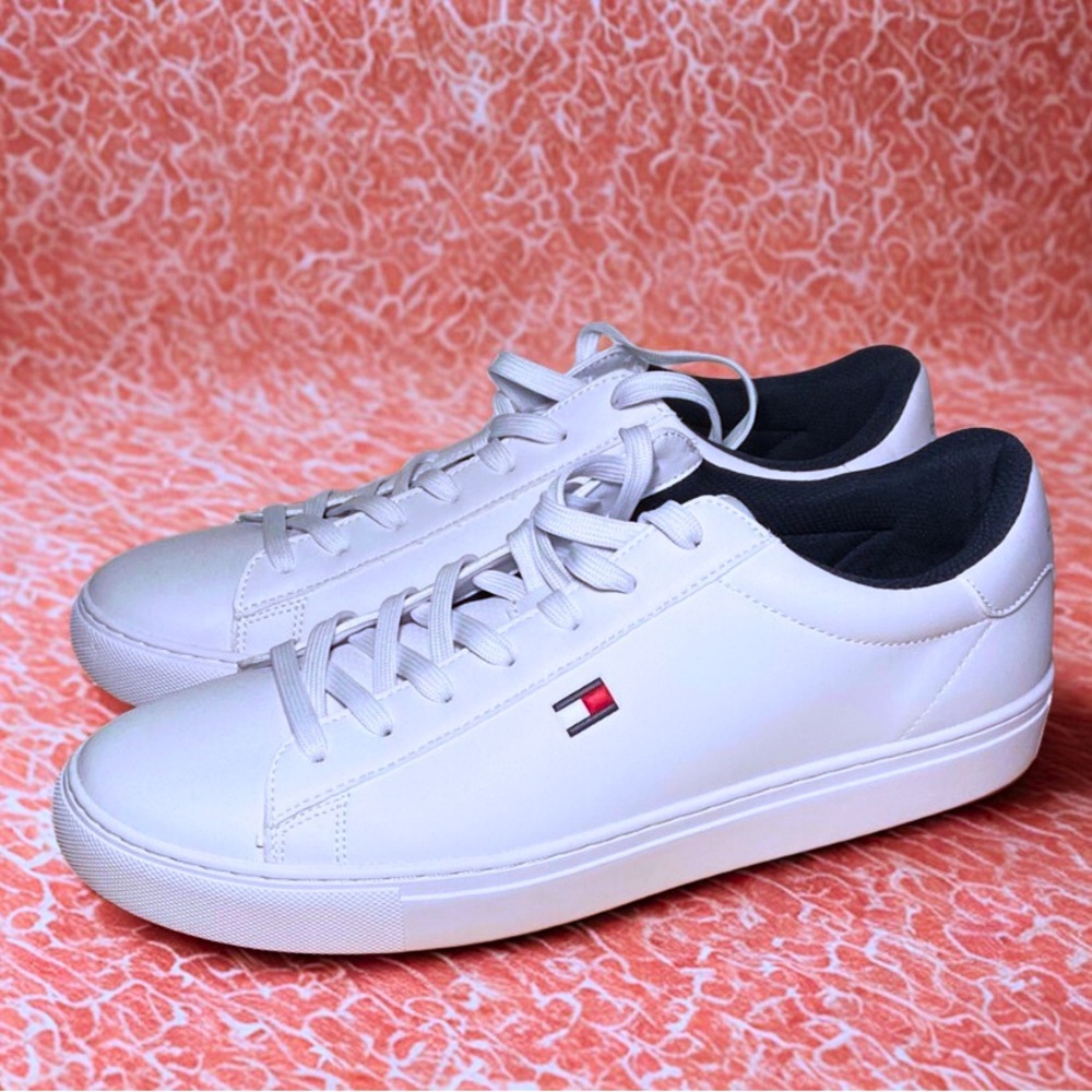 Tommy Hilfiger White Sneakers Minimalist Design
